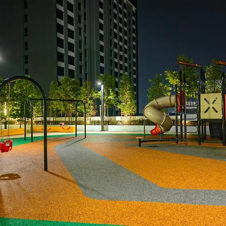 Alanis Residences Klia Kota Warisan Sepang By Dreamstay Luaran gambar