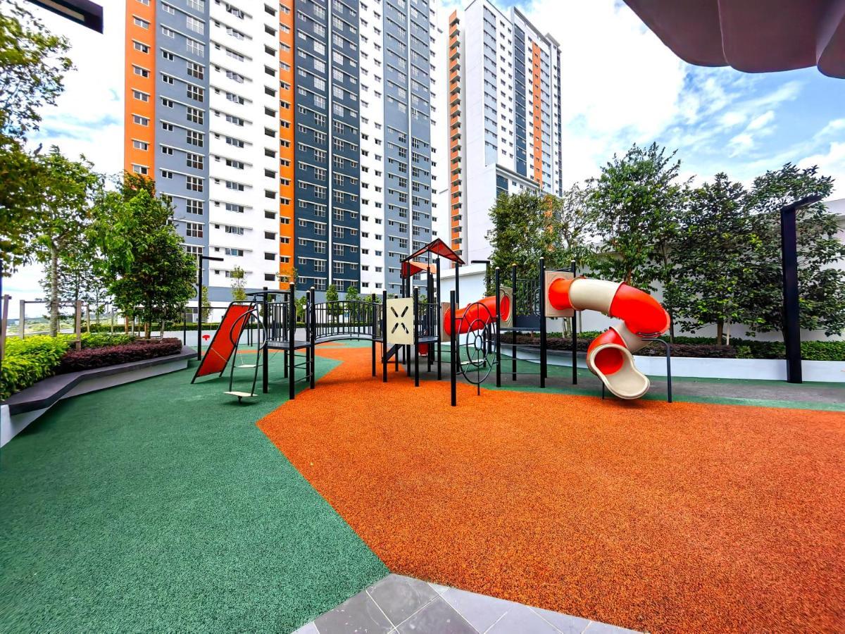 Alanis Residences Klia Kota Warisan Sepang By Dreamstay Luaran gambar